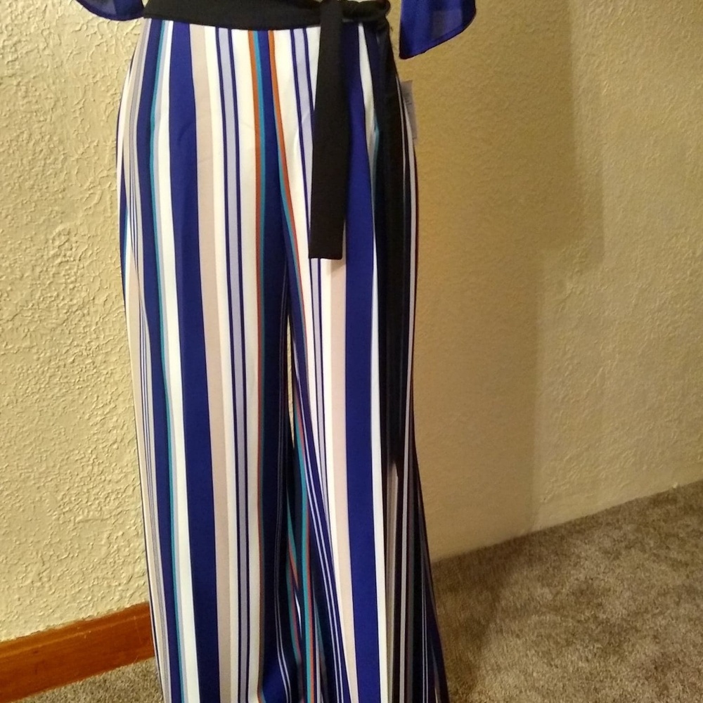 NEW! Lena Gabrielle wide leg pants